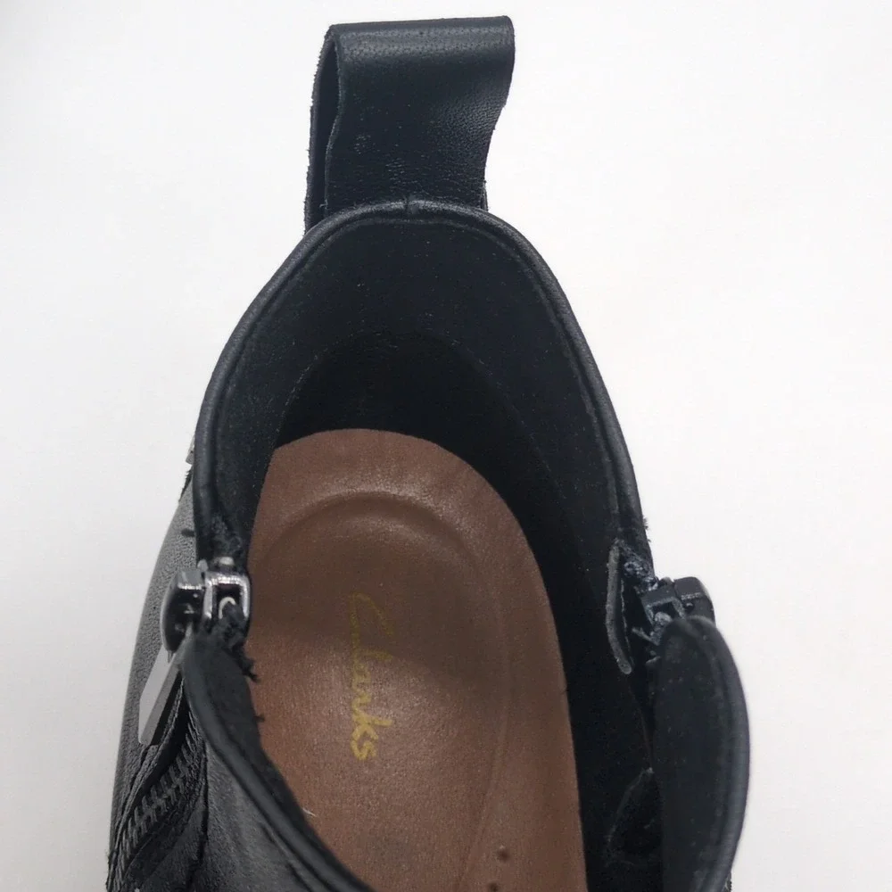 Clarks Shoes Womens Black 9.5 Leather‎ Ankle Boots Dual Zip Comfort Chic 22862